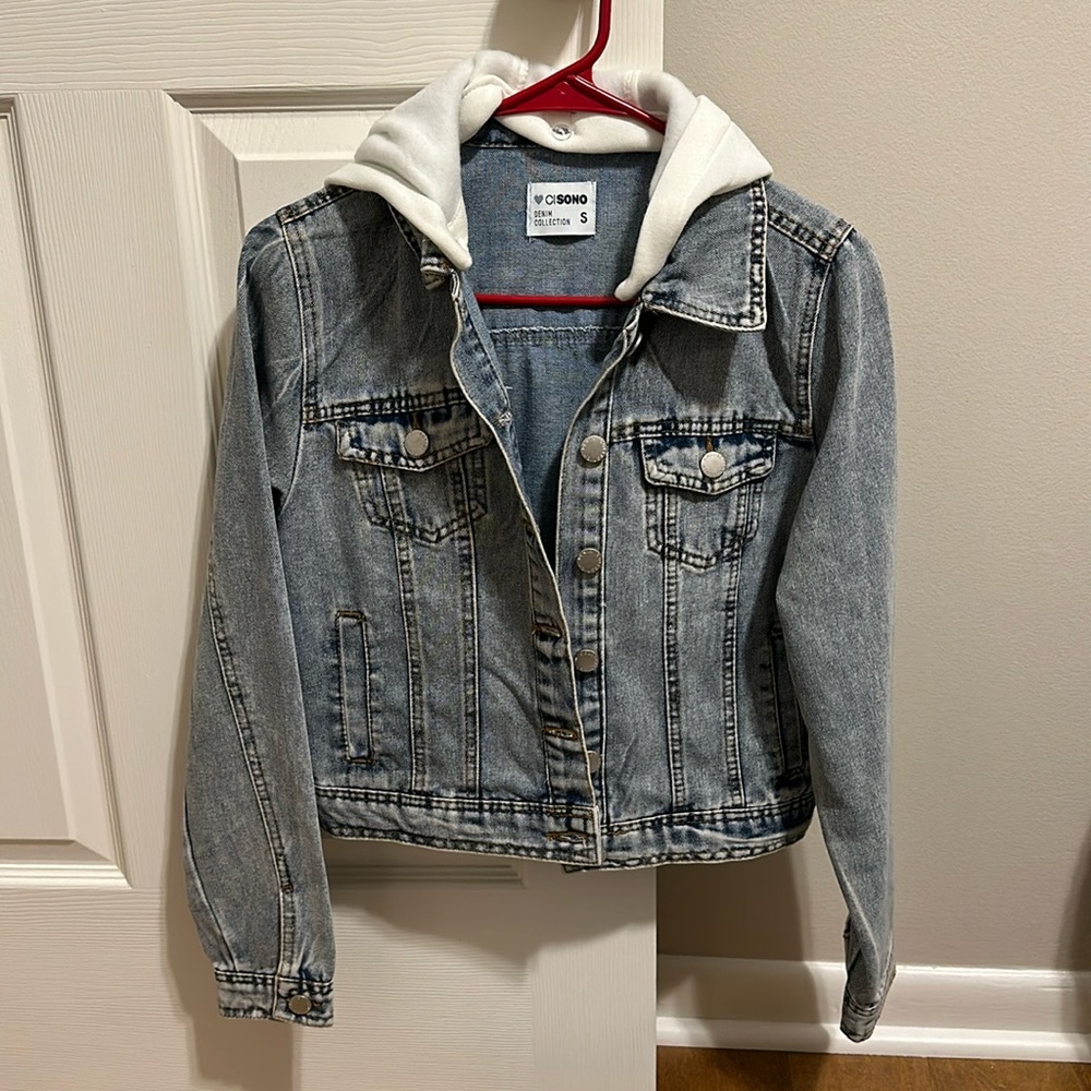 Women’s blue Denim jacket, size small.